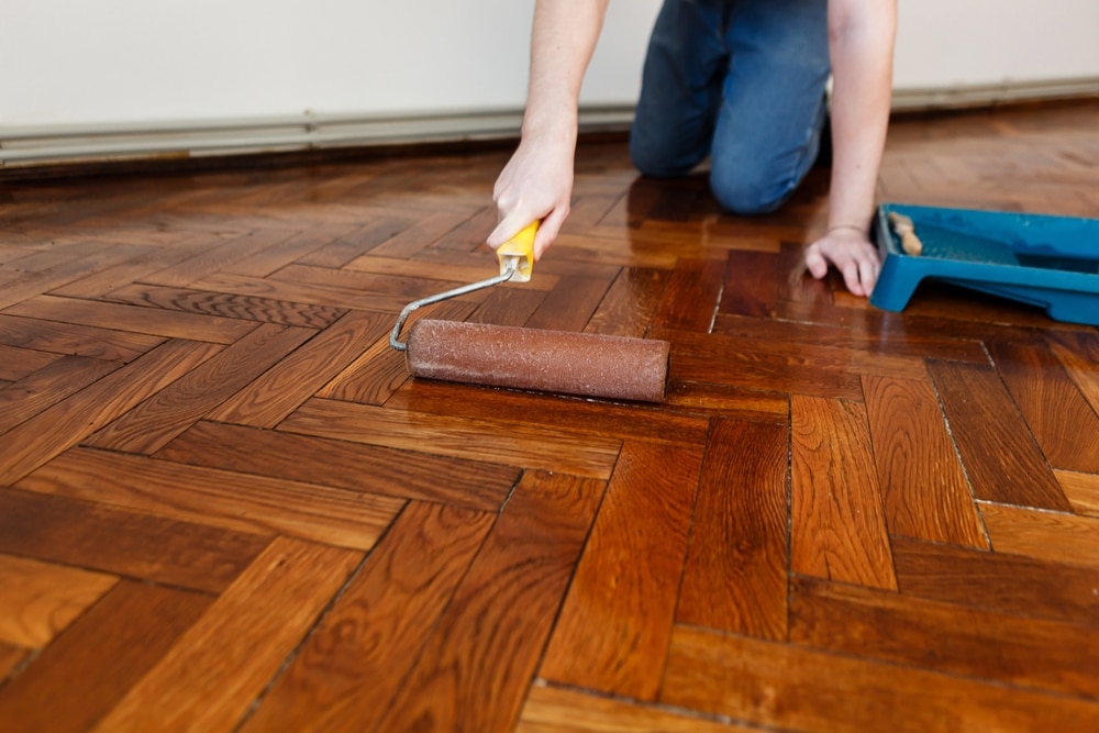 What Grit Sandpaper for Wood Floors : Expert Tips for Perfect Finishing